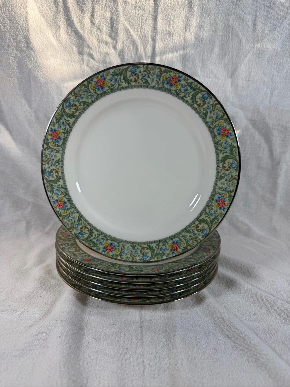 Vintage Noritake Ivory China Isolde Green Floral Rim 8 1/2” Salad Plates